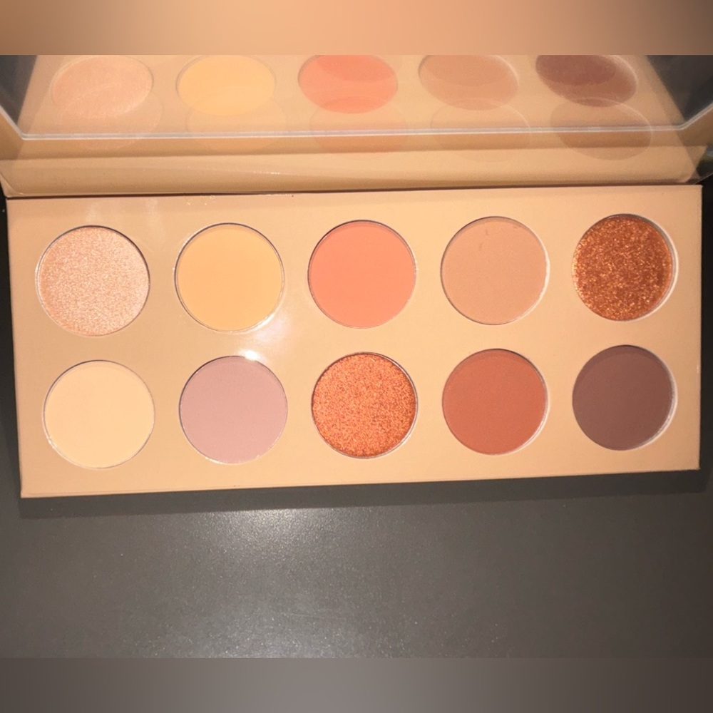 KKW BEAUTY pallet - NEVER USED